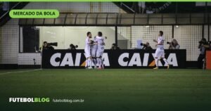 Jogadores comemoram gol em partida do Campeonato Brasileiro