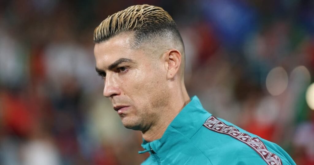 Cristiano Ronaldo em aquecimento pela seleção de Portugal antes da crise com Jorge Jesus